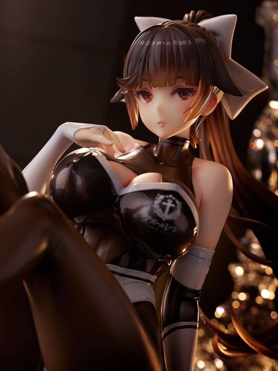 《碧藍航線》高雄賽車女郎 1/4 模型開放預購 展現極致絲襪質感與美腿