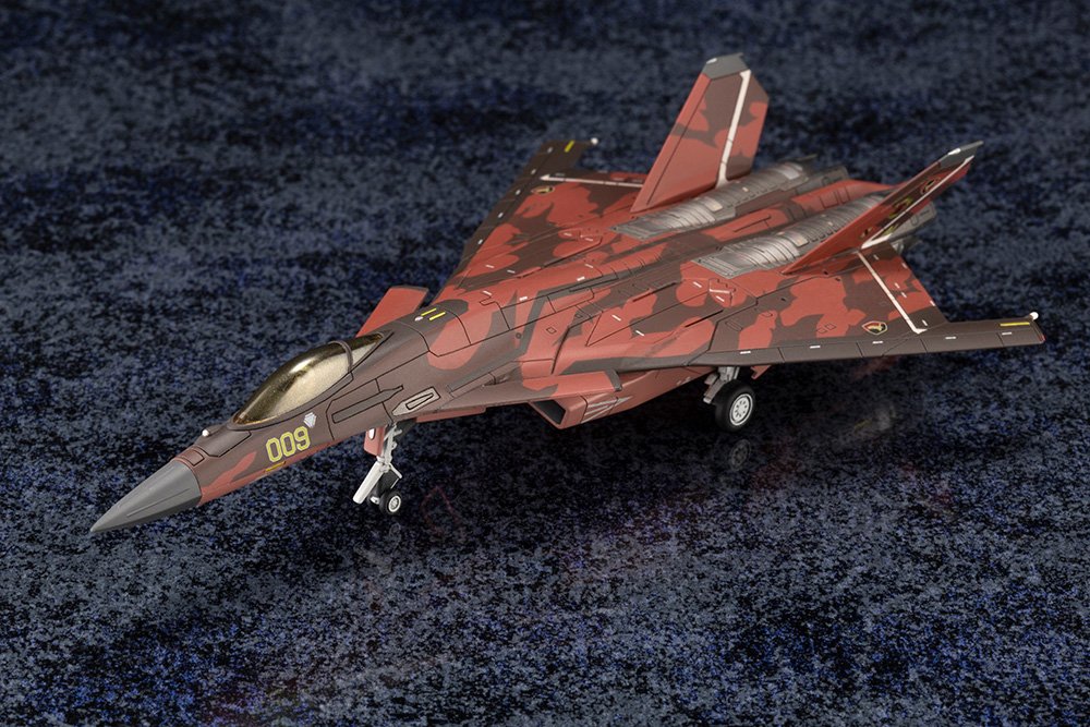 KOTOBUKIYA《Ace Combat》傳奇虛構機 CFA-44、ADF-01 再次生產 2026 年 10 月 27 日開放預約